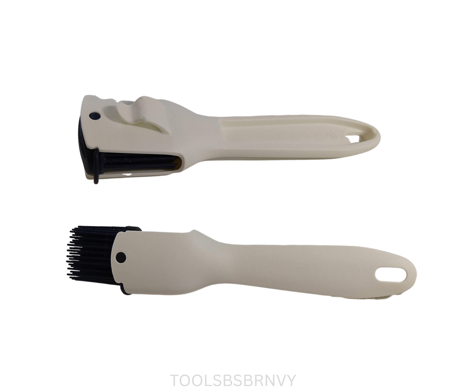 Tupperware Basting Brush - White and Navy